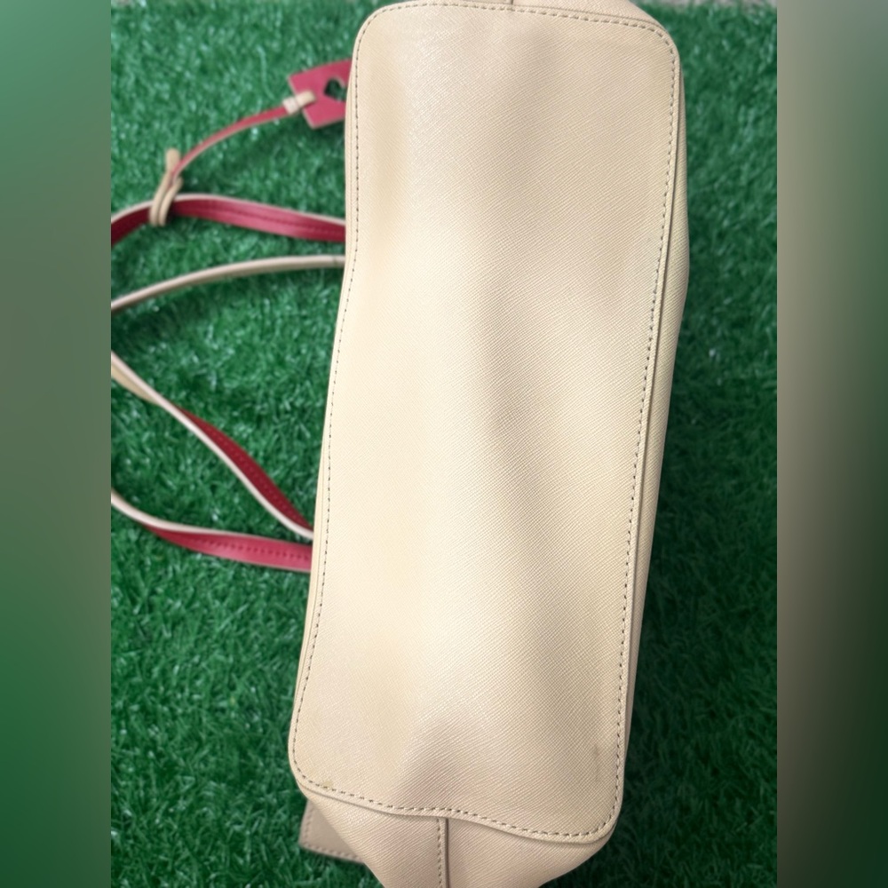 Kate Spade Beige Handbag‎ - Picture 6 of 7